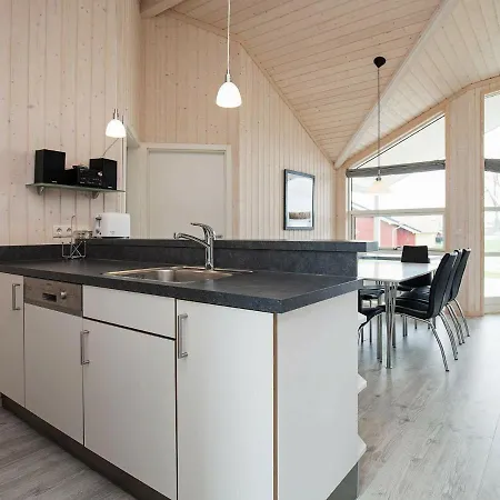 8 Person Holiday In Gro Enbrode * Großenbrode